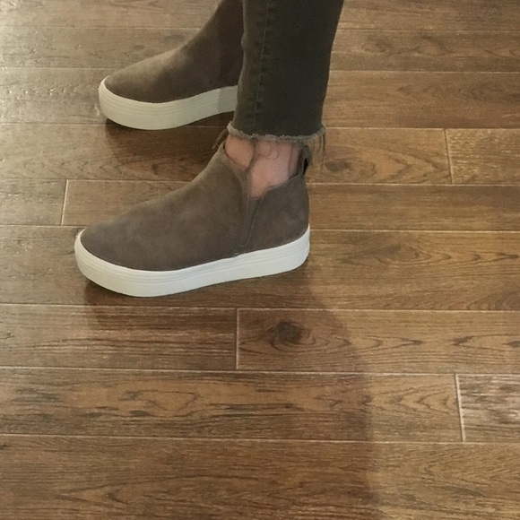 NEW Tate Sneaker Taupe - Picture 7 of 7